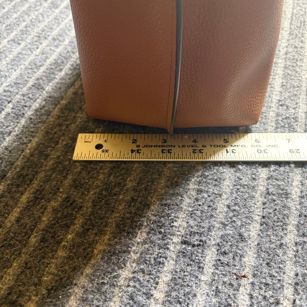 Michael Kors Emilia Small Bucket Messenger Bag Luggage Brown -no strap - Picture 7 of 10